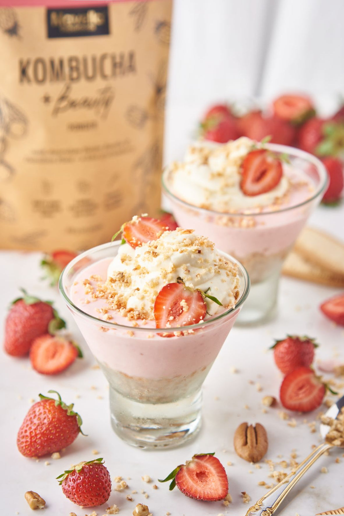 Strawberry Cheesecake Cups