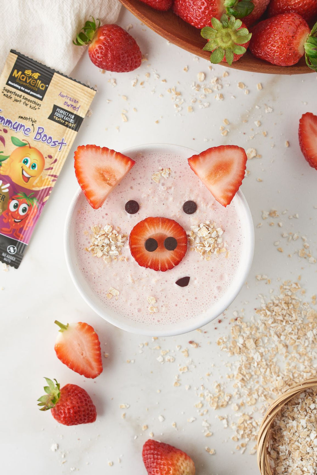 Strawberry Oatmeal Smoothie Bowl